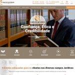 Grupo Carlos Queiroz Advogados é um escritório de Advocacia que atua com uma equipe profissional sintonizada com as diretrizes estratégicas de qualidade, de forma a manter o padrão de referência nacional em prestação de serviços jurídicos, atuando em toda região nordeste.